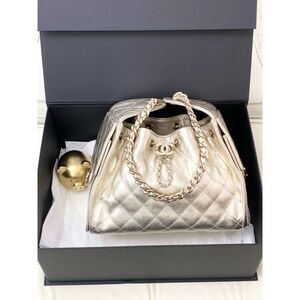 Chanel Women Pre-Loved Bag Brand New Condition